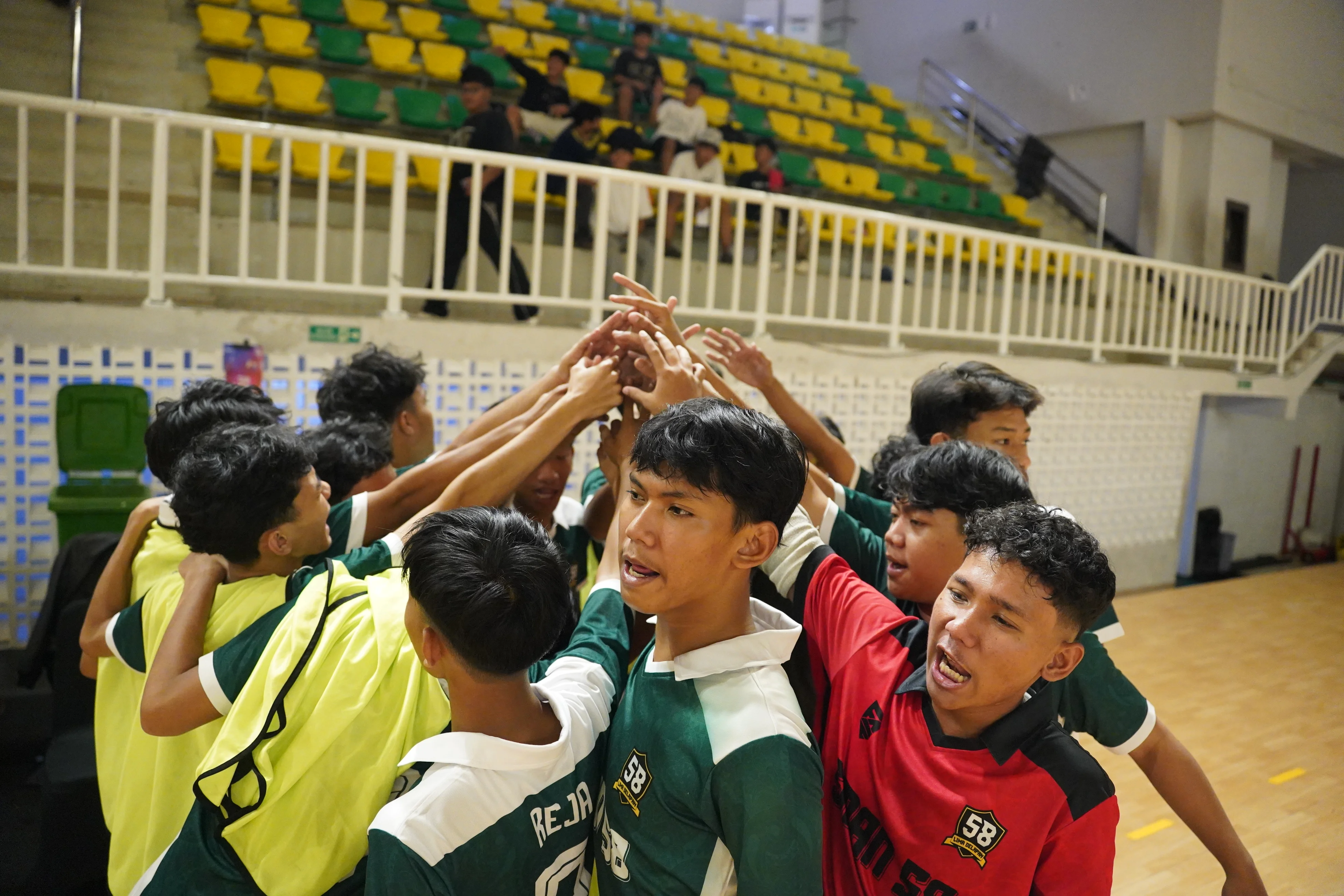 Day 1 SMAN 58 VS SMA PUSAKA 1